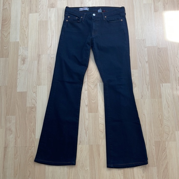 Red Engine Dark Wash Flare Leg Jeans Size 30/10 - Picture 11 of 11